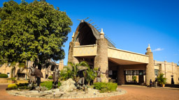 The Kingdom Hotel in Victoria Falls / Zimbabwe GPS: 17°55'40